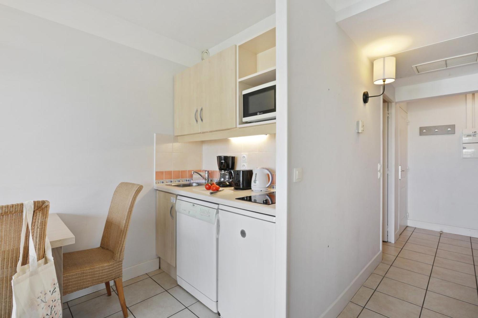 Residence Heliotel Marine Saint-Laurent-du-Var Dış mekan fotoğraf